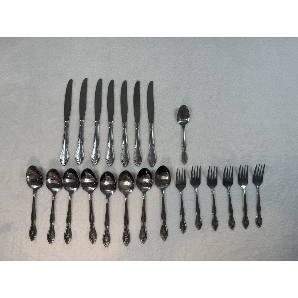 Customcraft Flatware Lot of 22 Stainless Replacement Monogram "D" Floral‎